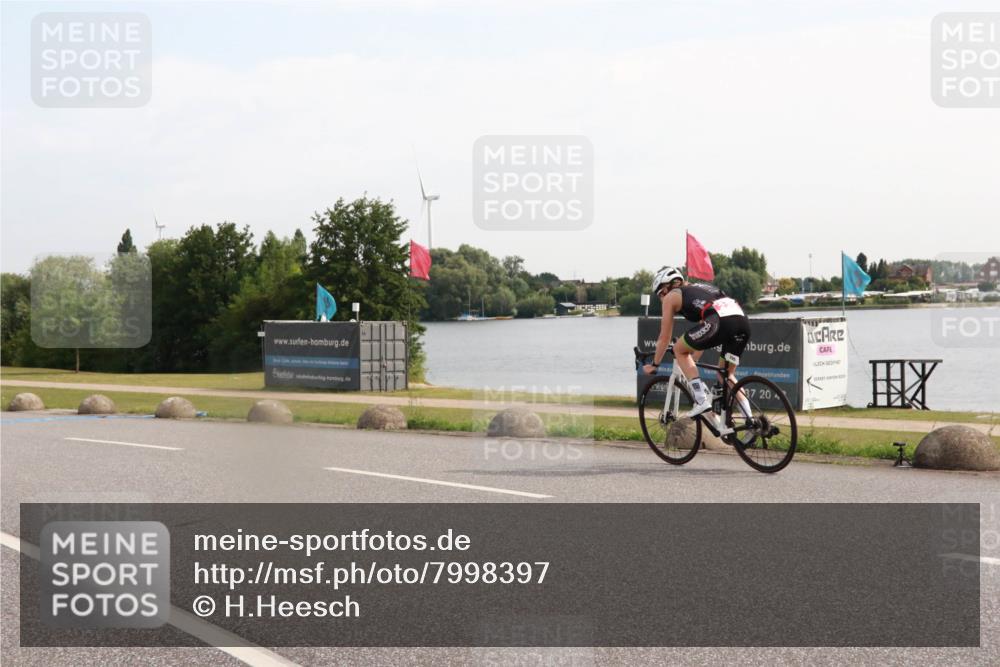 15.06.2025 - 27. Vierlanden-Triathlon H.Heesch http://msf.ph/oto/7998397 15.06.2025 09:49:13 Radfahren  meine-sportfotos.de