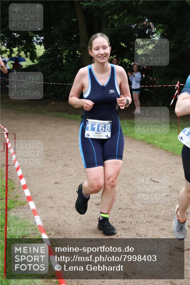 21.06.2025 - 27. Vierlanden-Triathlon Lena Gebhardt http://msf.ph/oto/7998403 15.06.2025 13:56:37 Laufen 202, 1168 meine-sportfotos.de