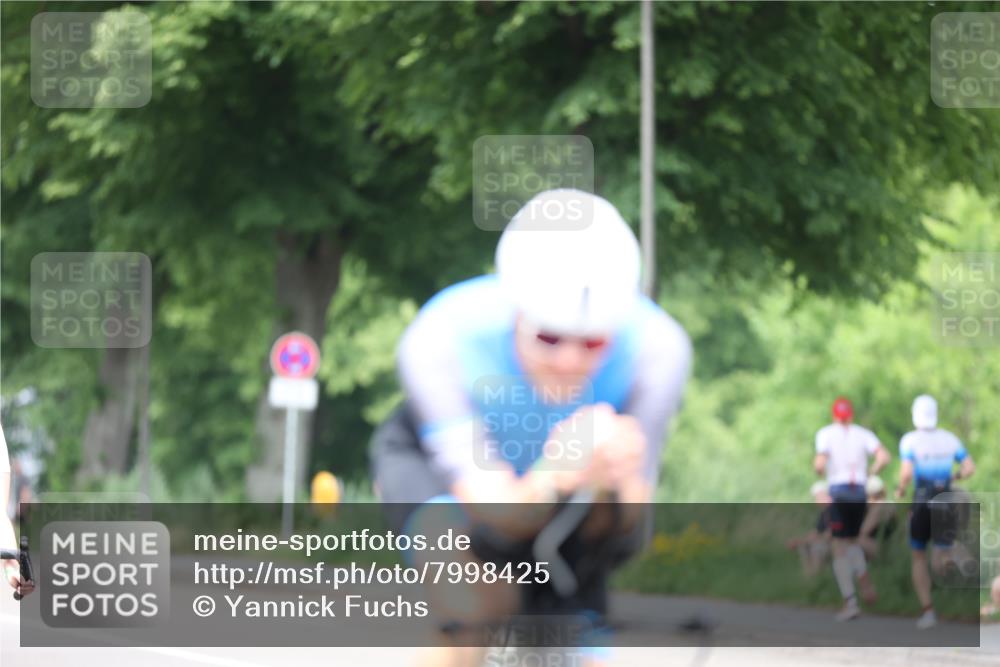 15.06.2025 - 7 Türme Triathlon Yannick Fuchs http://msf.ph/oto/7998425 15.06.2025 13:13:14 Radfahren 233, 243, 276, 304, 370, 381, 496, 517, 547, 711, 1041 meine-sportfotos.de