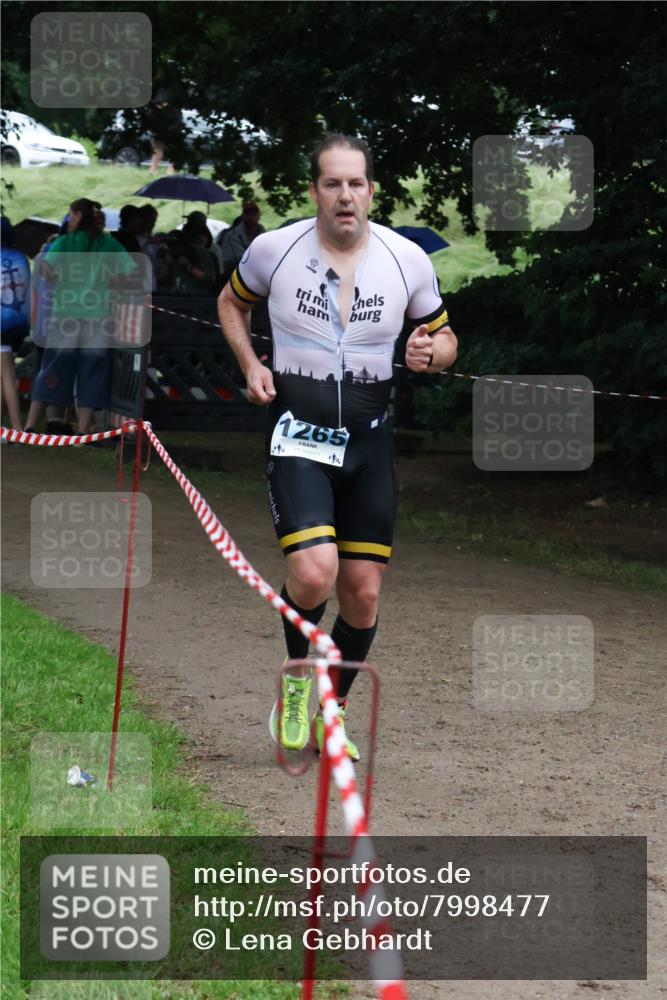 21.06.2025 - 27. Vierlanden-Triathlon Lena Gebhardt http://msf.ph/oto/7998477 15.06.2025 13:57:00 Laufen 1265, 4 meine-sportfotos.de