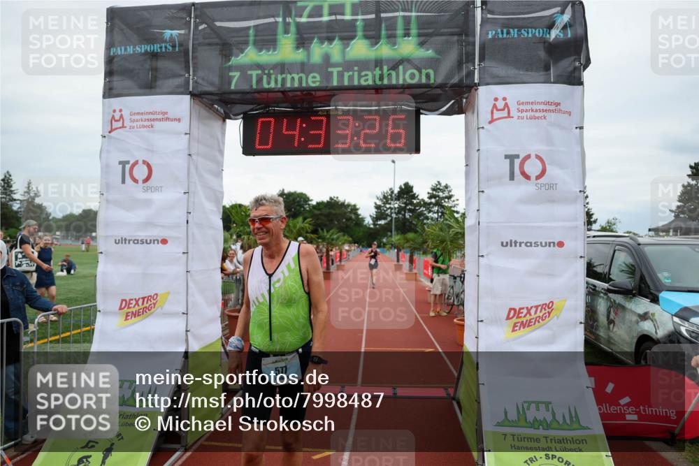 15.06.2025 - 7 Türme Triathlon Michael Strokosch http://msf.ph/oto/7998487 15.06.2025 14:33:25 Ziel 577 meine-sportfotos.de