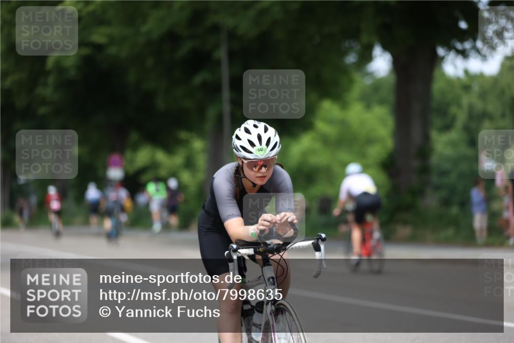15.06.2025 - 7 Türme Triathlon Yannick Fuchs http://msf.ph/oto/7998635 15.06.2025 13:13:21 Radfahren 304, 307, 352, 381, 547, 662, 668, 711, 726, 841, 854 meine-sportfotos.de