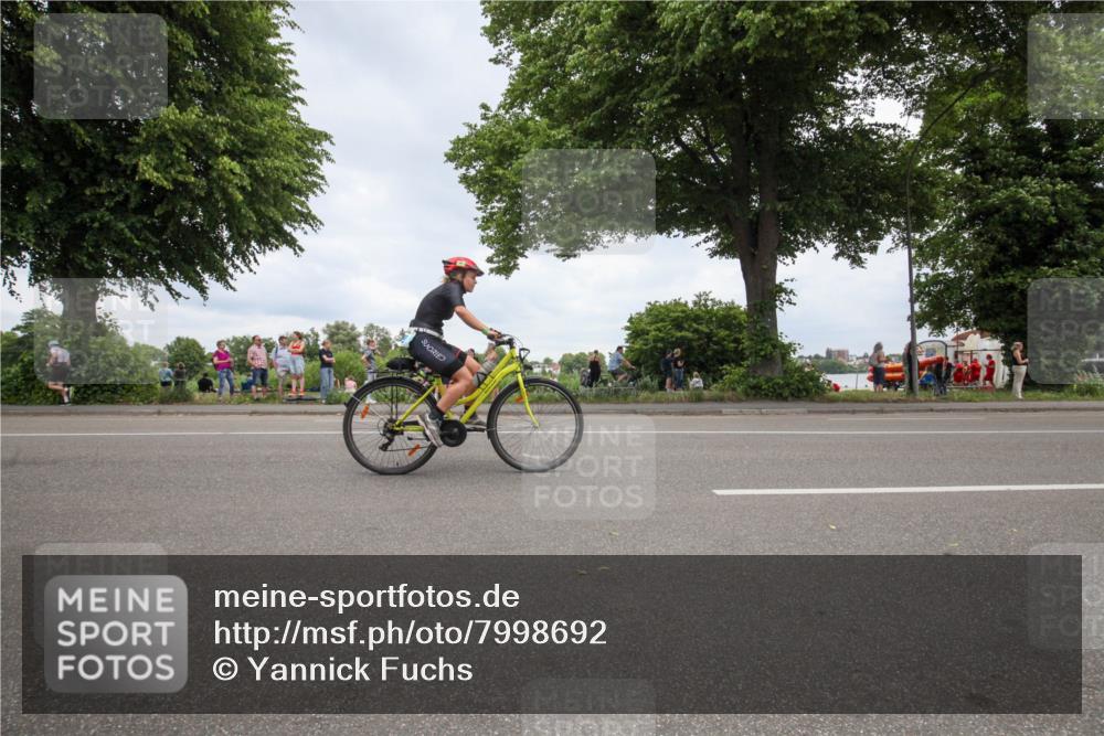 15.06.2025 - 7 Türme Triathlon Yannick Fuchs http://msf.ph/oto/7998692 15.06.2025 14:00:38 Radfahren 401 meine-sportfotos.de