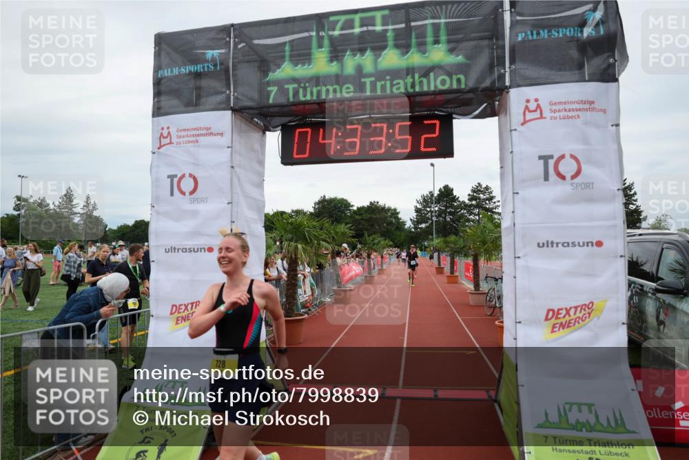 15.06.2025 - 7 Türme Triathlon Michael Strokosch http://msf.ph/oto/7998839 15.06.2025 14:33:52 Ziel 469, 598, 728, 844 meine-sportfotos.de