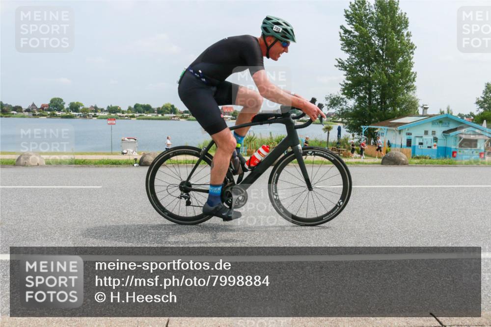 21.06.2025 - 27. Vierlanden-Triathlon H.Heesch http://msf.ph/oto/7998884 15.06.2025 12:31:42 Radfahren 785, 1000, 1001, 1002, 1003 meine-sportfotos.de