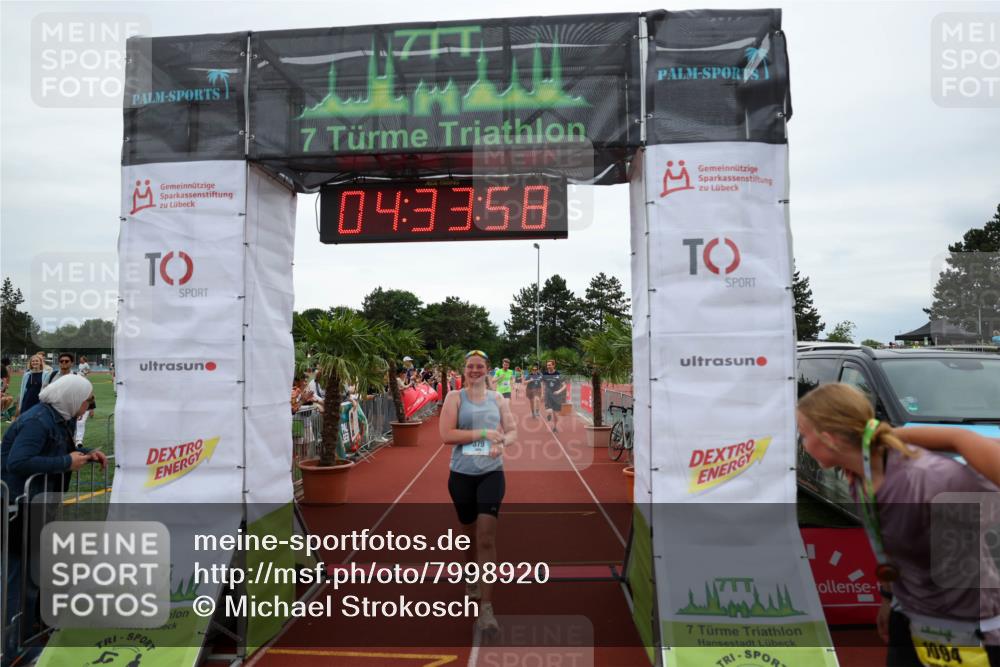 15.06.2025 - 7 Türme Triathlon Michael Strokosch http://msf.ph/oto/7998920 15.06.2025 14:33:58 Ziel 379, 598, 668, 728 meine-sportfotos.de