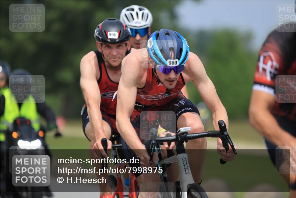 21.06.2025 - 27. Vierlanden-Triathlon H.Heesch http://msf.ph/oto/7998975 15.06.2025 12:29:43 Radfahren 937, 951, 989, 990, 991, 992, 993 meine-sportfotos.de