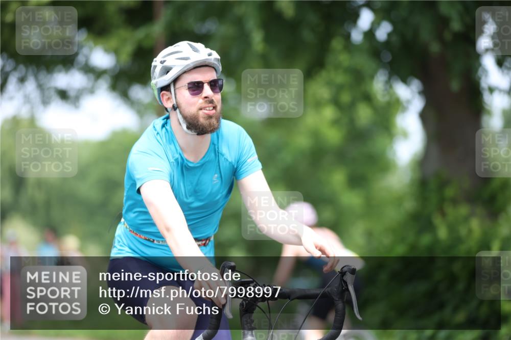 15.06.2025 - 7 Türme Triathlon Yannick Fuchs http://msf.ph/oto/7998997 15.06.2025 13:13:50 Radfahren 195, 216, 563, 787, 1135 meine-sportfotos.de