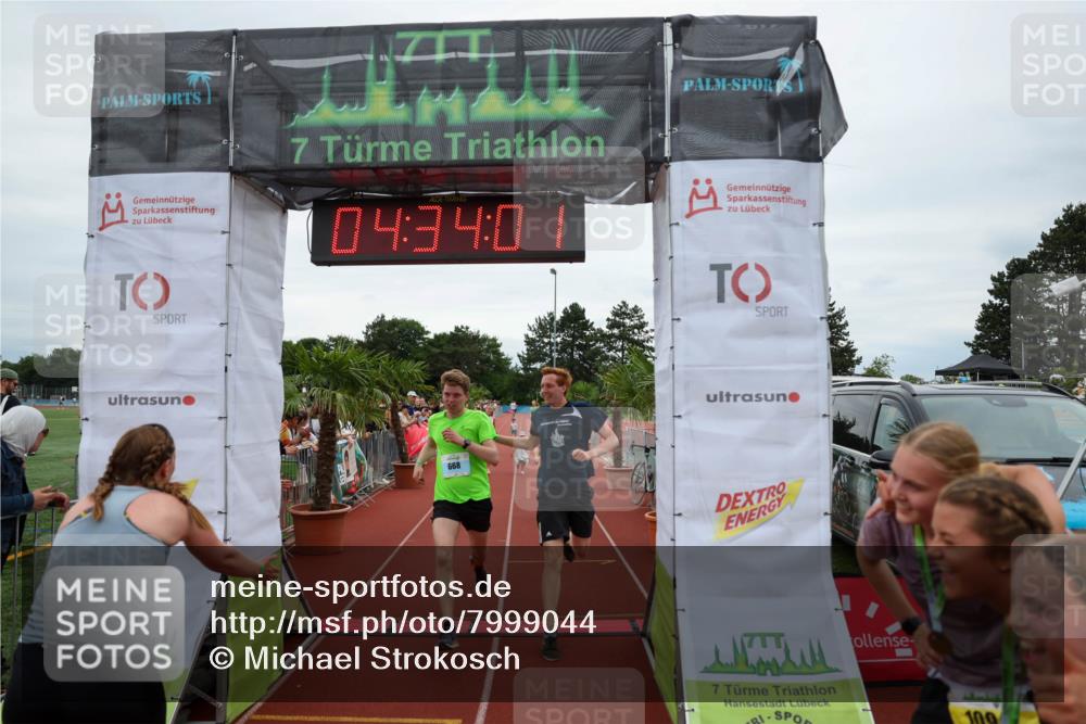 15.06.2025 - 7 Türme Triathlon Michael Strokosch http://msf.ph/oto/7999044 15.06.2025 14:34:00 Ziel 379, 598, 668 meine-sportfotos.de