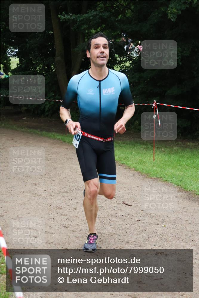 21.06.2025 - 27. Vierlanden-Triathlon Lena Gebhardt http://msf.ph/oto/7999050 15.06.2025 13:59:23 Laufen 10, 22, 30, 22 meine-sportfotos.de