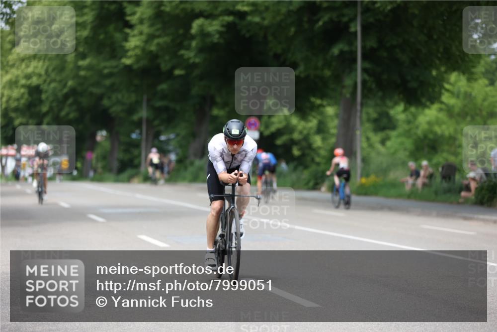 15.06.2025 - 7 Türme Triathlon Yannick Fuchs http://msf.ph/oto/7999051 15.06.2025 13:13:58 Radfahren 263, 787, 922, 1151, 1184 meine-sportfotos.de