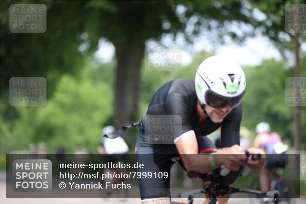 15.06.2025 - 7 Türme Triathlon Yannick Fuchs http://msf.ph/oto/7999109 15.06.2025 13:14:01 Radfahren 263, 439, 459, 501, 761, 922, 1026, 1151, 1184 meine-sportfotos.de