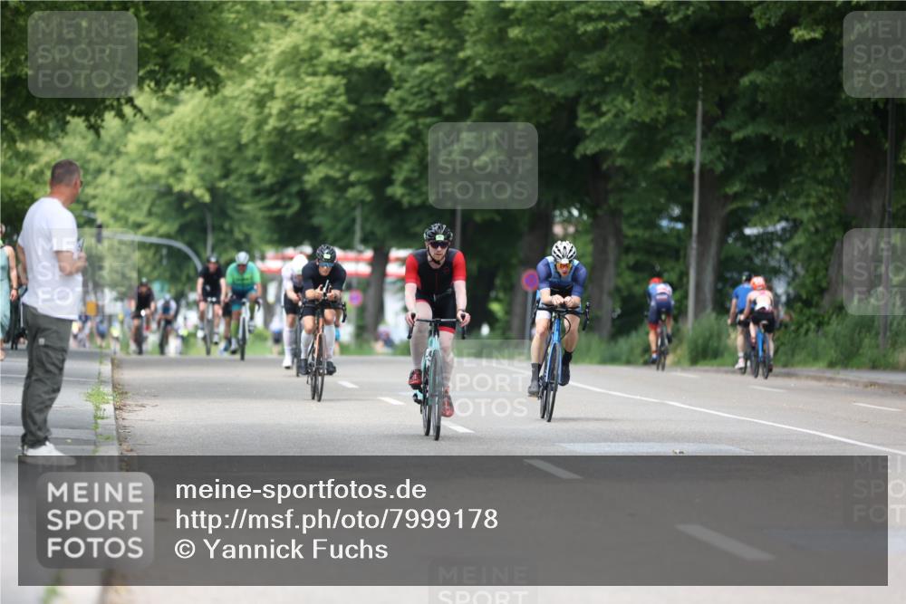 15.06.2025 - 7 Türme Triathlon Yannick Fuchs http://msf.ph/oto/7999178 15.06.2025 13:14:03 Radfahren 213, 263, 439, 459, 501, 761, 1026, 1184 meine-sportfotos.de