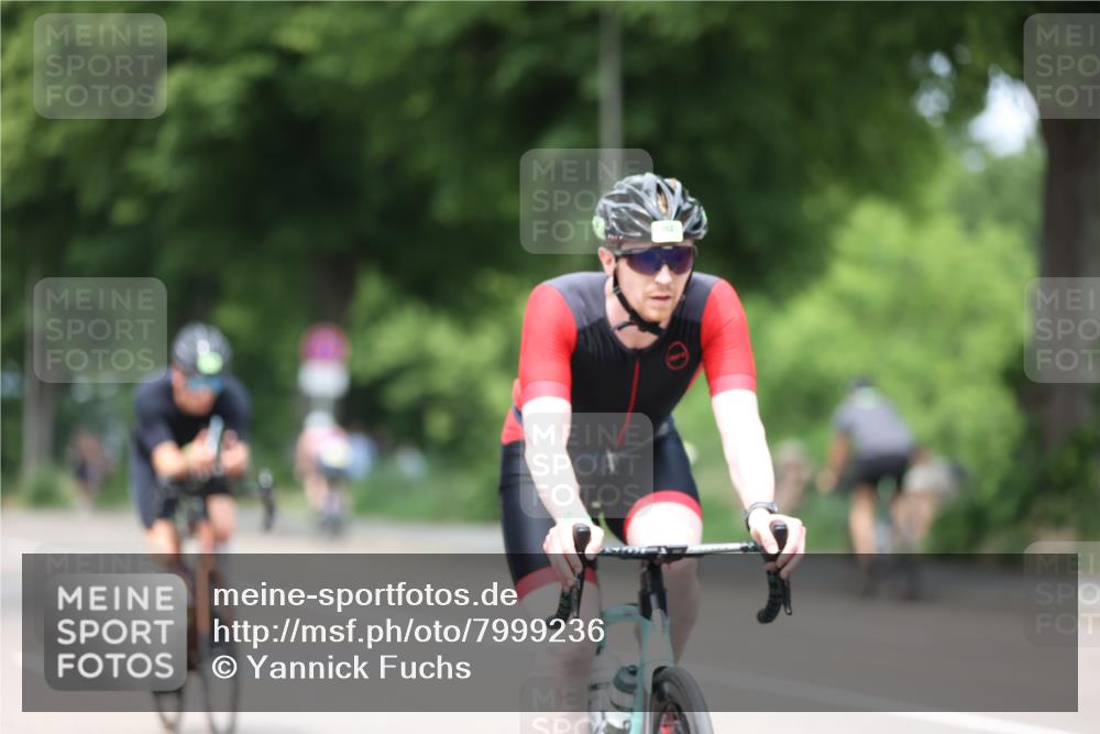 15.06.2025 - 7 Türme Triathlon Yannick Fuchs http://msf.ph/oto/7999236 15.06.2025 13:14:05 Radfahren 213, 258, 263, 418, 439, 459, 501, 722, 761, 1026, 1184 meine-sportfotos.de