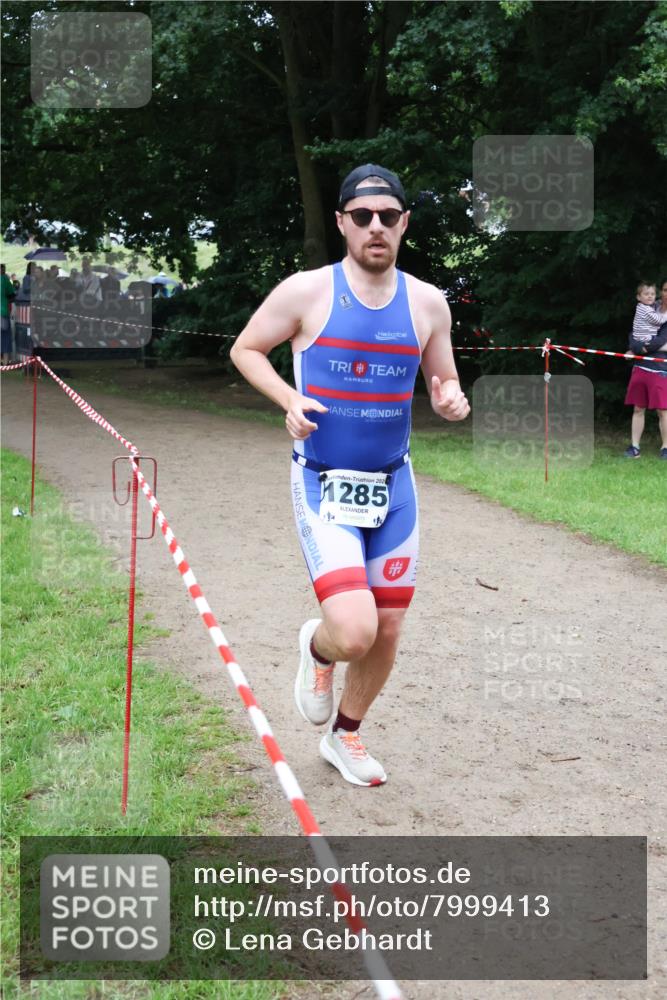21.06.2025 - 27. Vierlanden-Triathlon Lena Gebhardt http://msf.ph/oto/7999413 15.06.2025 14:00:36 Laufen 202, 285 meine-sportfotos.de