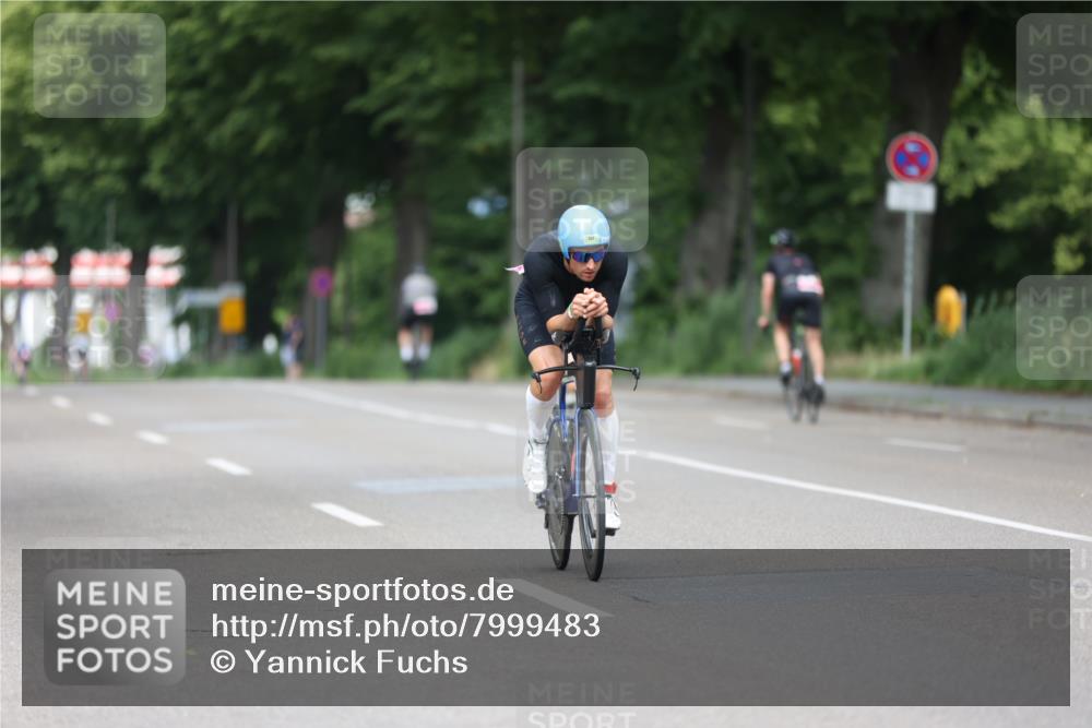 15.06.2025 - 7 Türme Triathlon Yannick Fuchs http://msf.ph/oto/7999483 15.06.2025 12:22:34 Radfahren 615, 649, 678 meine-sportfotos.de