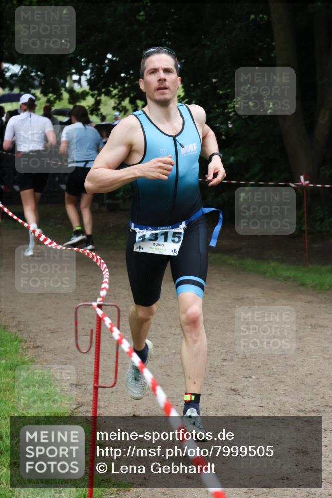 21.06.2025 - 27. Vierlanden-Triathlon Lena Gebhardt http://msf.ph/oto/7999505 15.06.2025 14:00:45 Laufen 2025, 4315 meine-sportfotos.de