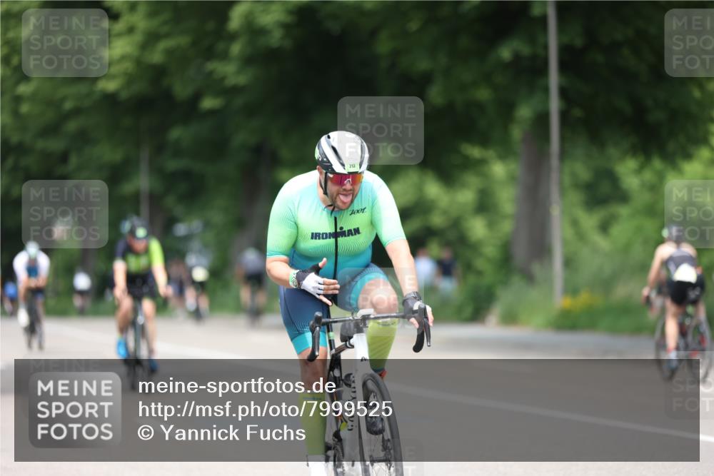 15.06.2025 - 7 Türme Triathlon Yannick Fuchs http://msf.ph/oto/7999525 15.06.2025 13:14:10 Radfahren 213, 258, 418, 459, 501, 722, 761, 809, 1026 meine-sportfotos.de