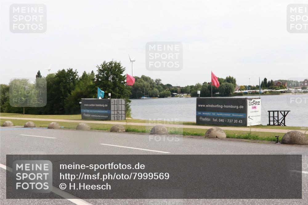 15.06.2025 - 27. Vierlanden-Triathlon H.Heesch http://msf.ph/oto/7999569 15.06.2025 10:23:34 Radfahren 226, 507, 559 meine-sportfotos.de
