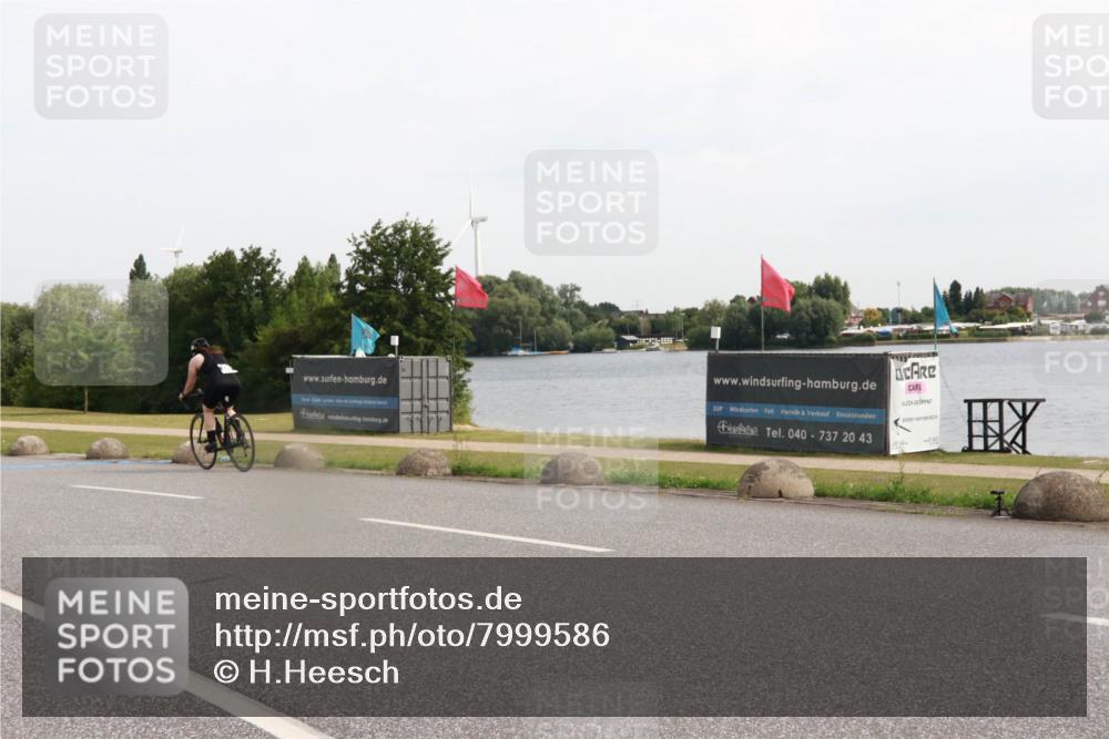 15.06.2025 - 27. Vierlanden-Triathlon H.Heesch http://msf.ph/oto/7999586 15.06.2025 10:23:35 Radfahren 226, 507, 559 meine-sportfotos.de