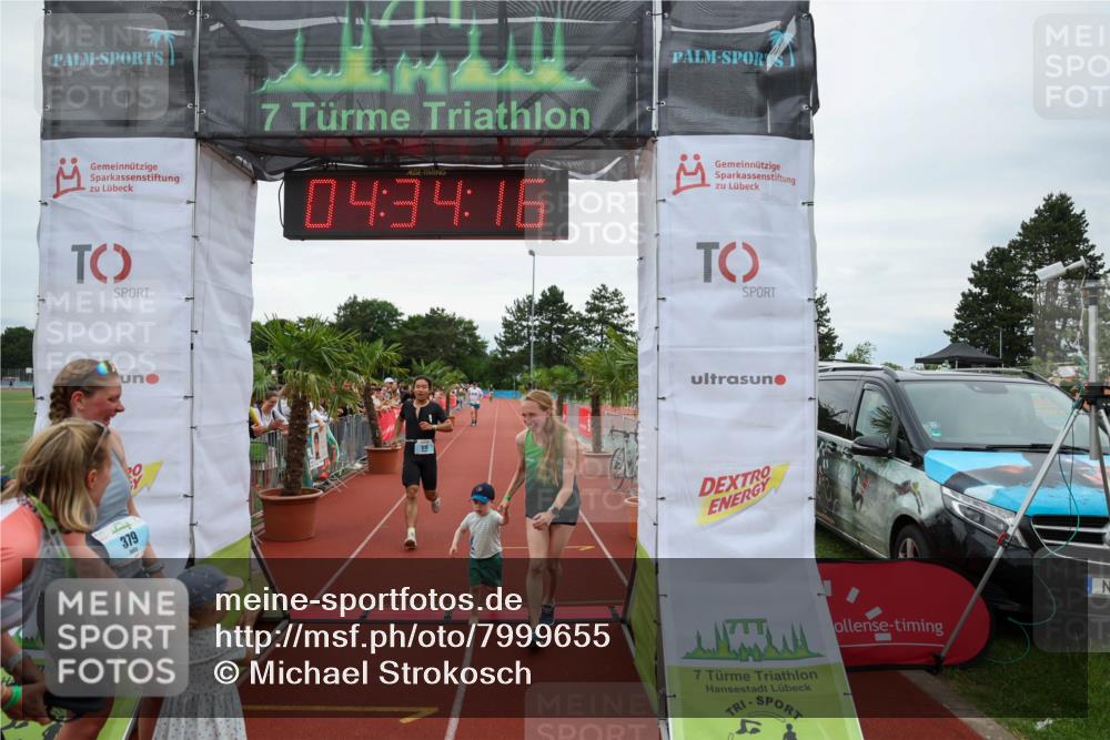 15.06.2025 - 7 Türme Triathlon Michael Strokosch http://msf.ph/oto/7999655 15.06.2025 14:34:15 Ziel 516 meine-sportfotos.de