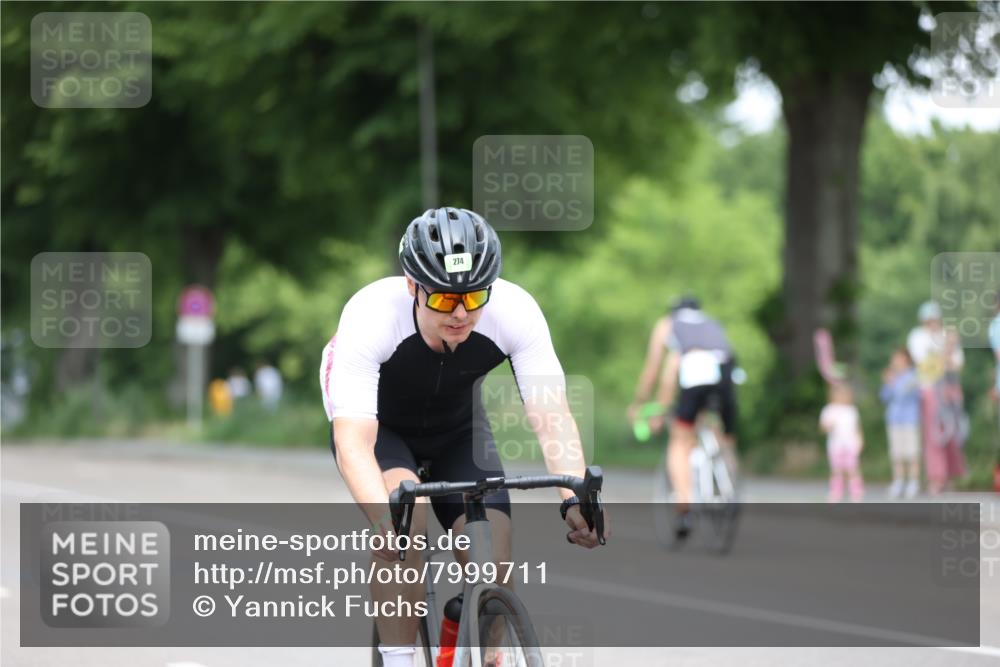 15.06.2025 - 7 Türme Triathlon Yannick Fuchs http://msf.ph/oto/7999711 15.06.2025 12:23:06 Radfahren 274, 331 meine-sportfotos.de