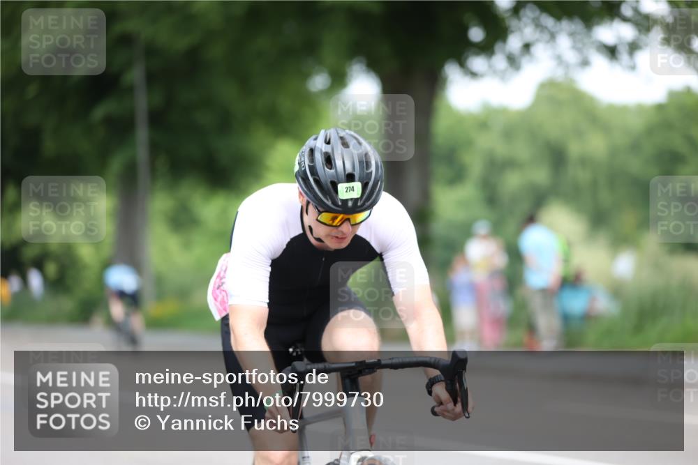 15.06.2025 - 7 Türme Triathlon Yannick Fuchs http://msf.ph/oto/7999730 15.06.2025 12:23:06 Radfahren 274, 331 meine-sportfotos.de