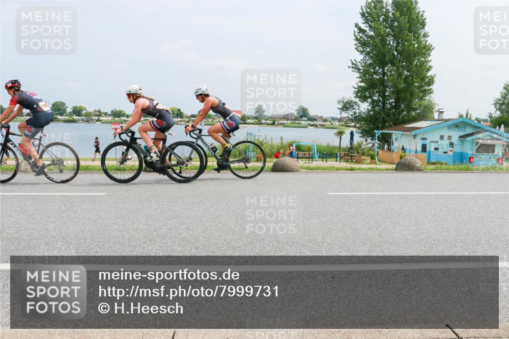 21.06.2025 - 27. Vierlanden-Triathlon H.Heesch http://msf.ph/oto/7999731 15.06.2025 12:32:24 Radfahren 784, 819, 1057, 1058, 1059, 1060 meine-sportfotos.de