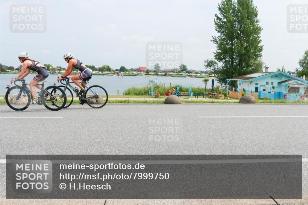 21.06.2025 - 27. Vierlanden-Triathlon H.Heesch http://msf.ph/oto/7999750 15.06.2025 12:32:25 Radfahren 784, 1057, 1058, 1059, 1060 meine-sportfotos.de
