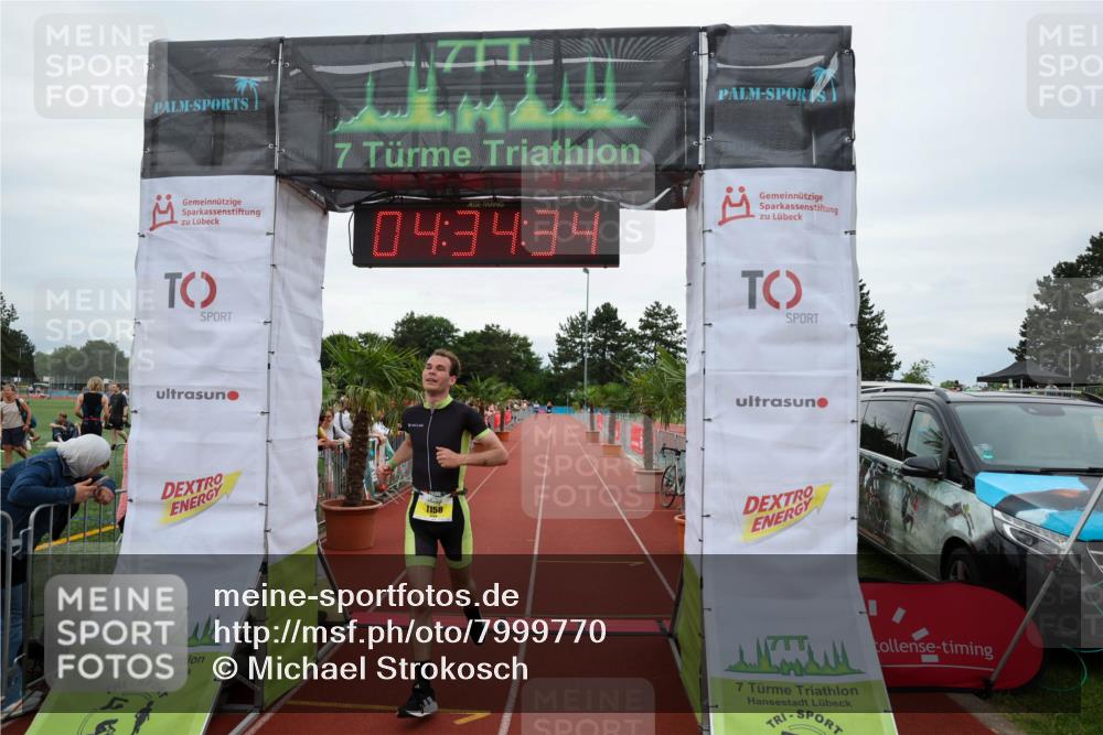 15.06.2025 - 7 Türme Triathlon Michael Strokosch http://msf.ph/oto/7999770 15.06.2025 14:34:34 Ziel 1158 meine-sportfotos.de