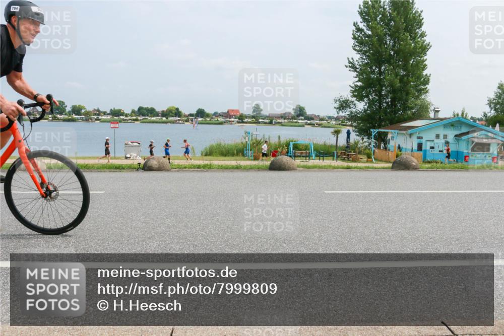 21.06.2025 - 27. Vierlanden-Triathlon H.Heesch http://msf.ph/oto/7999809 15.06.2025 12:32:27 Radfahren 784, 1057, 1058, 1059, 1060 meine-sportfotos.de