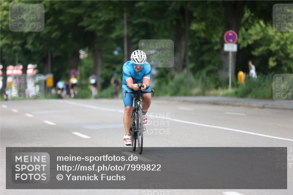 15.06.2025 - 7 Türme Triathlon Yannick Fuchs http://msf.ph/oto/7999822 15.06.2025 12:23:16 Radfahren 470, 570, 637 meine-sportfotos.de