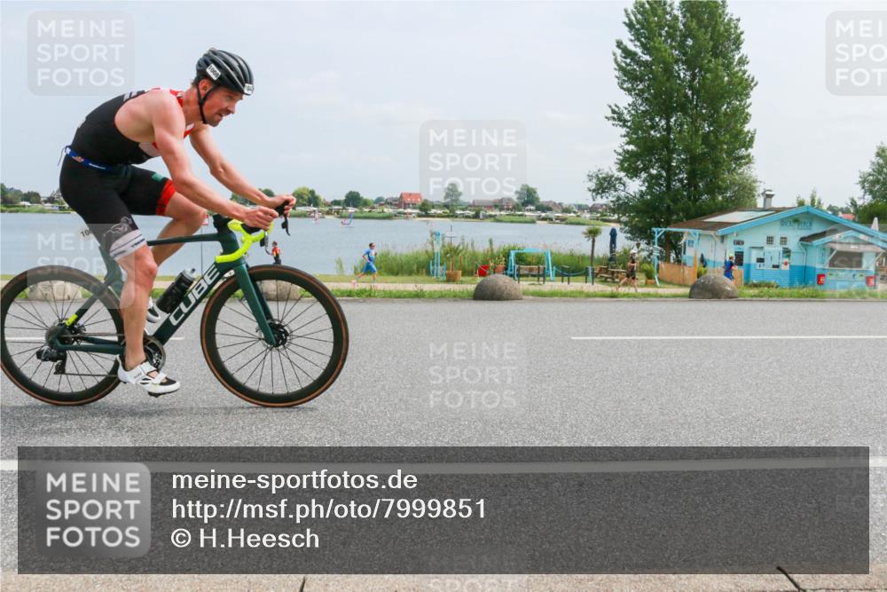21.06.2025 - 27. Vierlanden-Triathlon H.Heesch http://msf.ph/oto/7999851 15.06.2025 12:32:34 Radfahren 766, 1004, 1006, 1007, 1008 meine-sportfotos.de