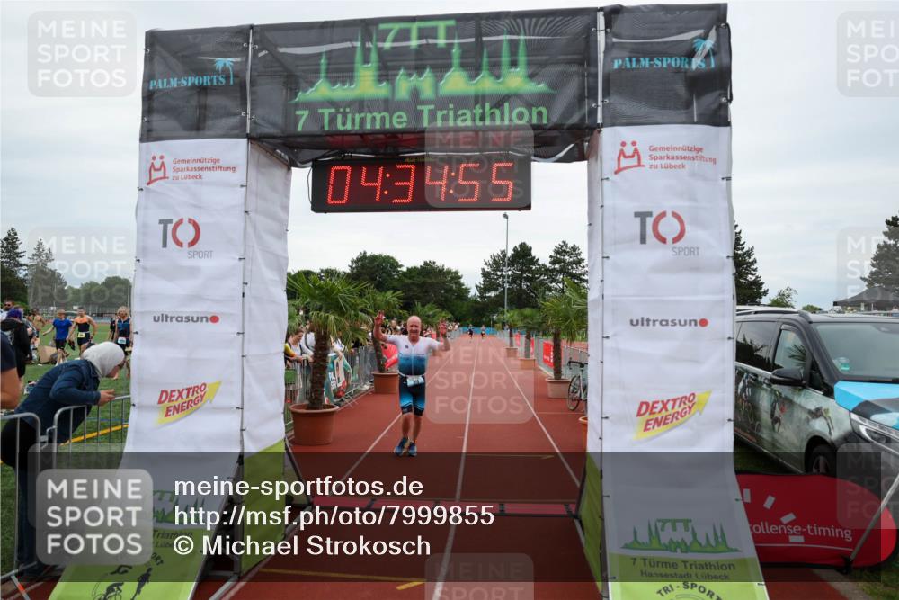 15.06.2025 - 7 Türme Triathlon Michael Strokosch http://msf.ph/oto/7999855 15.06.2025 14:34:55 Ziel 374, 421 meine-sportfotos.de