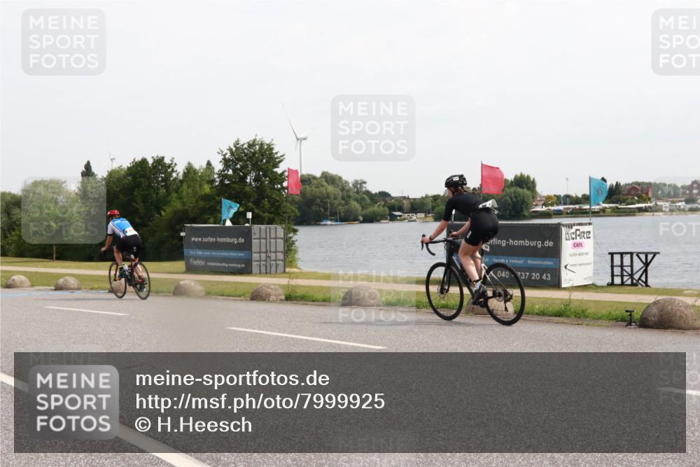 15.06.2025 - 27. Vierlanden-Triathlon H.Heesch http://msf.ph/oto/7999925 15.06.2025 10:27:30 Radfahren 165, 176, 492, 522, 549 meine-sportfotos.de