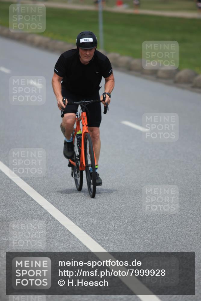 21.06.2025 - 27. Vierlanden-Triathlon H.Heesch http://msf.ph/oto/7999928 15.06.2025 12:32:24 Radfahren 784, 1004, 1006, 1007, 1008, 1057, 1058, 1059, 1060 meine-sportfotos.de