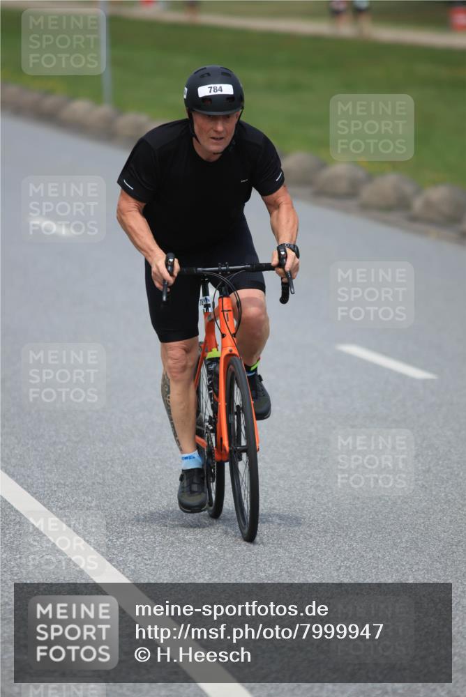 21.06.2025 - 27. Vierlanden-Triathlon H.Heesch http://msf.ph/oto/7999947 15.06.2025 12:32:25 Radfahren 784, 1004, 1006, 1007, 1008, 1057, 1058, 1059, 1060 meine-sportfotos.de