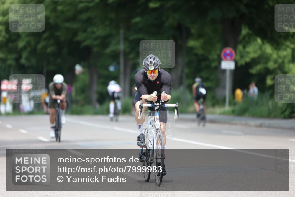 15.06.2025 - 7 Türme Triathlon Yannick Fuchs http://msf.ph/oto/7999983 15.06.2025 12:23:48 Radfahren 284, 367, 594 meine-sportfotos.de
