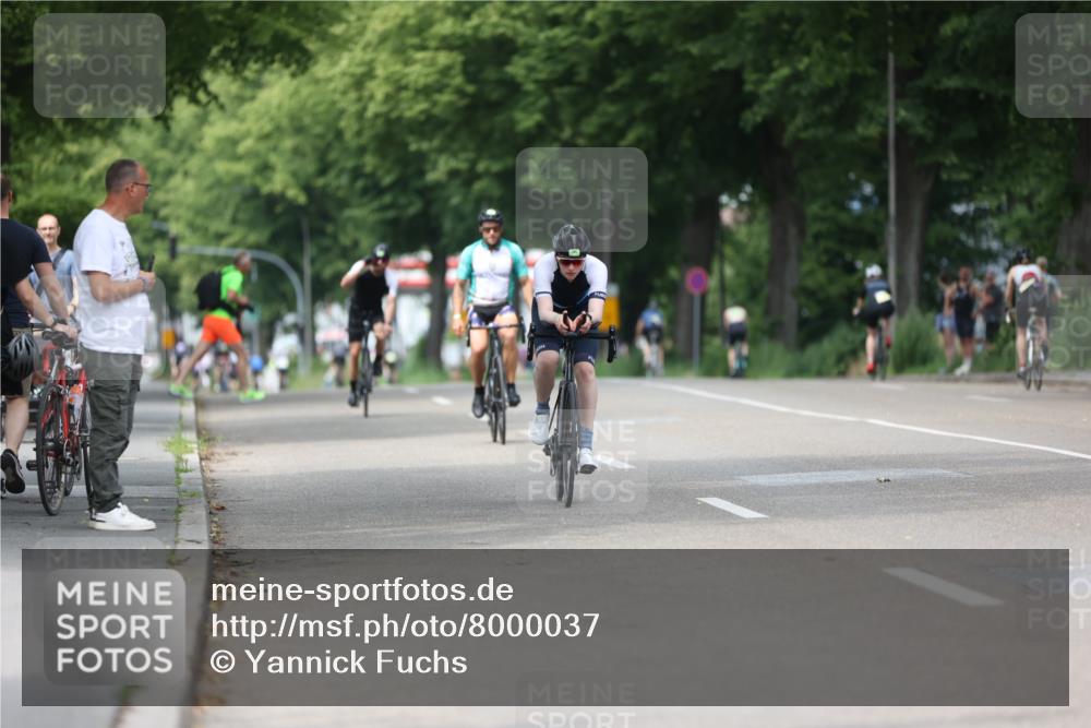15.06.2025 - 7 Türme Triathlon Yannick Fuchs http://msf.ph/oto/8000037 15.06.2025 13:14:26 Radfahren 201, 220, 420, 581, 660, 735, 918, 929, 1110 meine-sportfotos.de
