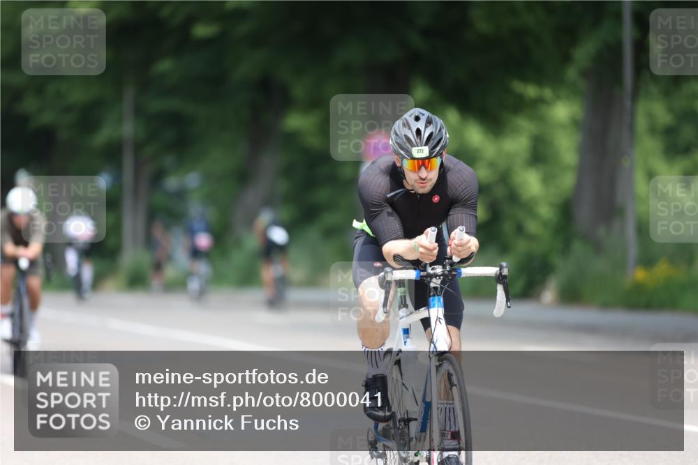 15.06.2025 - 7 Türme Triathlon Yannick Fuchs http://msf.ph/oto/8000041 15.06.2025 12:23:48 Radfahren 284, 367, 594 meine-sportfotos.de