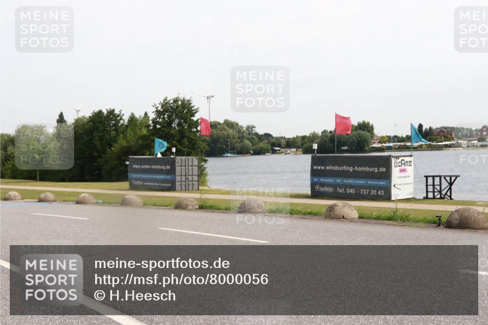 15.06.2025 - 27. Vierlanden-Triathlon H.Heesch http://msf.ph/oto/8000056 15.06.2025 10:27:38 Radfahren 510, 522, 628 meine-sportfotos.de