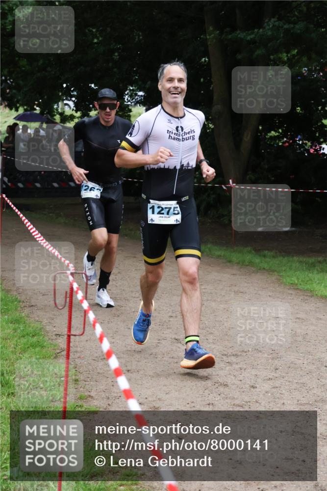 21.06.2025 - 27. Vierlanden-Triathlon Lena Gebhardt http://msf.ph/oto/8000141 15.06.2025 14:01:58 Laufen 126, 202, 1275 meine-sportfotos.de