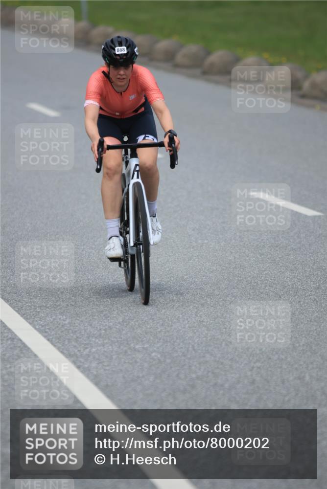 21.06.2025 - 27. Vierlanden-Triathlon H.Heesch http://msf.ph/oto/8000202 15.06.2025 12:33:58 Radfahren 888, 1061, 1062, 1063, 1064, 1065, 1066, 1067, 1068 meine-sportfotos.de