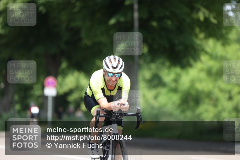 15.06.2025 - 7 Türme Triathlon Yannick Fuchs http://msf.ph/oto/8000244 15.06.2025 12:24:52 Radfahren 203, 339, 499 meine-sportfotos.de