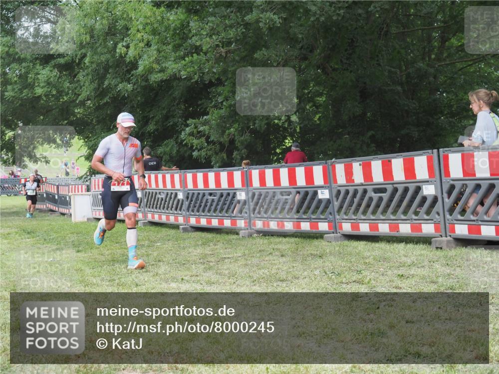 21.06.2025 - 27. Vierlanden-Triathlon KatJ http://msf.ph/oto/8000245 15.06.2025 12:54:12 Ziel 171, 757 meine-sportfotos.de