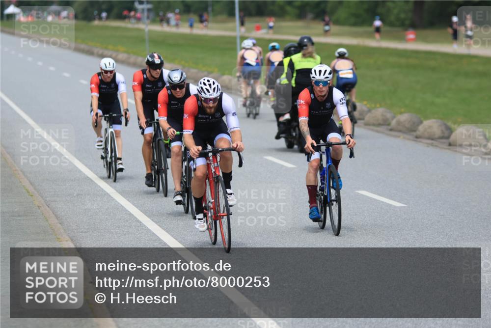 21.06.2025 - 27. Vierlanden-Triathlon H.Heesch http://msf.ph/oto/8000253 15.06.2025 12:34:08 Radfahren 994, 995, 996, 997, 998, 1061, 1062, 1063, 1064 meine-sportfotos.de