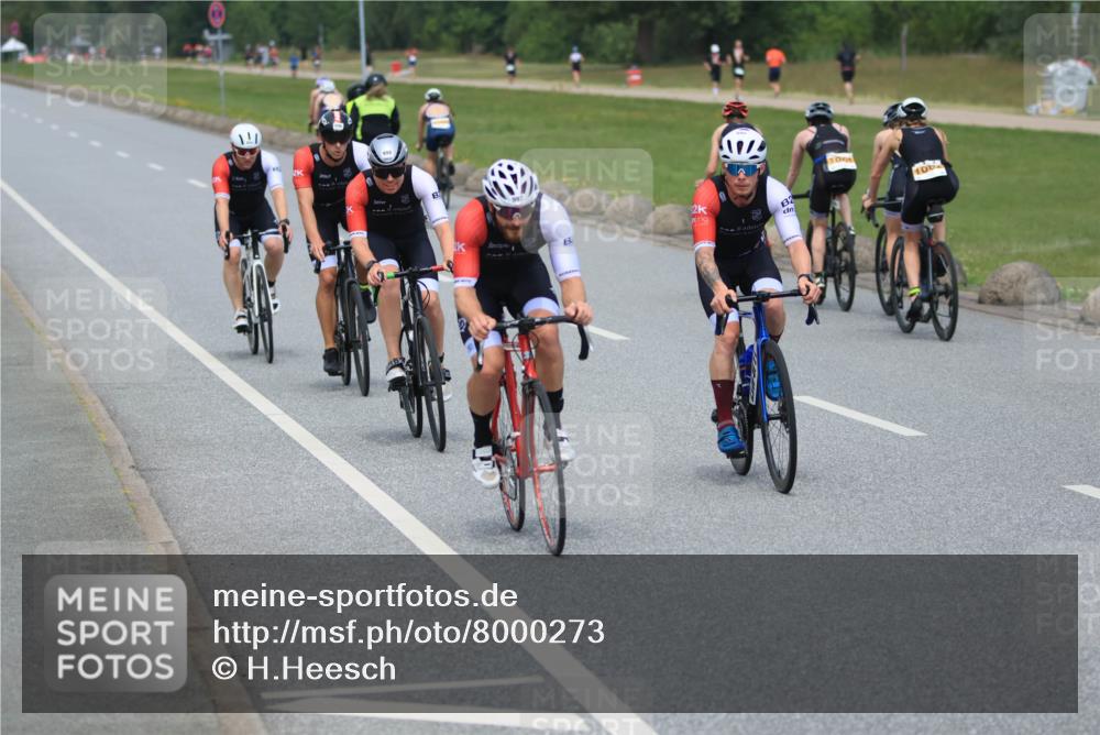 21.06.2025 - 27. Vierlanden-Triathlon H.Heesch http://msf.ph/oto/8000273 15.06.2025 12:34:08 Radfahren 994, 995, 996, 997, 998, 1061, 1062, 1063, 1064 meine-sportfotos.de