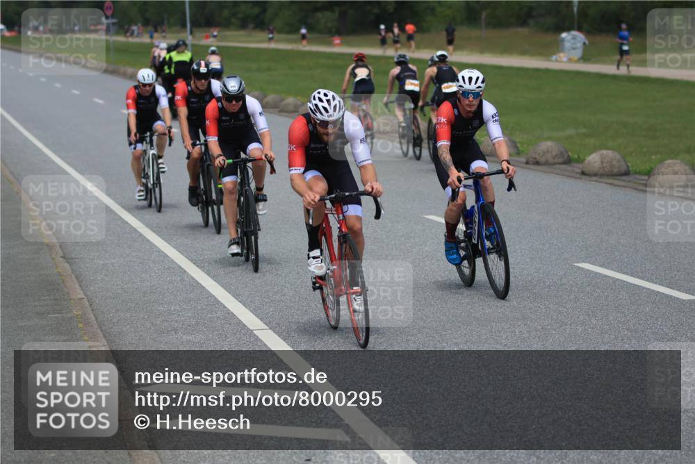21.06.2025 - 27. Vierlanden-Triathlon H.Heesch http://msf.ph/oto/8000295 15.06.2025 12:34:09 Radfahren 994, 995, 996, 997, 998, 1061, 1062, 1063, 1064 meine-sportfotos.de