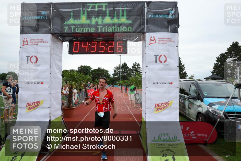 15.06.2025 - 7 Türme Triathlon Michael Strokosch http://msf.ph/oto/8000331 15.06.2025 14:35:25 Ziel 582 meine-sportfotos.de