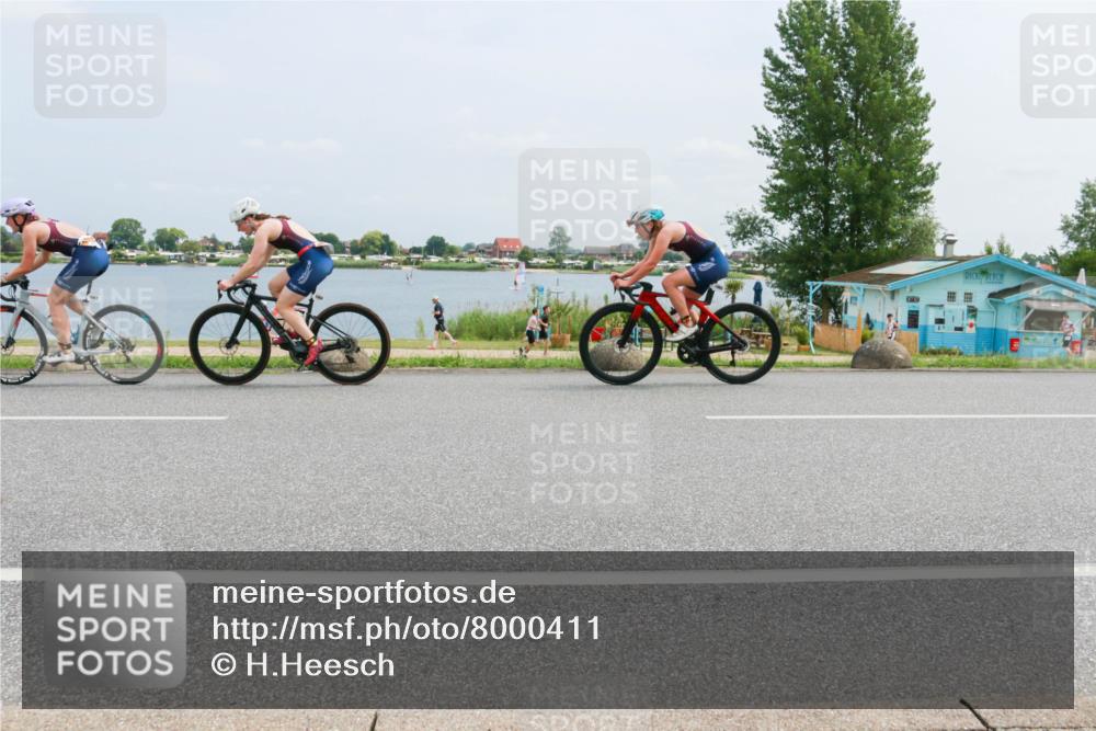 21.06.2025 - 27. Vierlanden-Triathlon H.Heesch http://msf.ph/oto/8000411 15.06.2025 12:34:02 Radfahren 888, 1065, 1066, 1067, 1068 meine-sportfotos.de